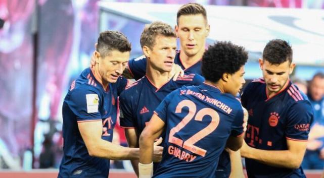  曼联主场爆冷负于升班马球队  